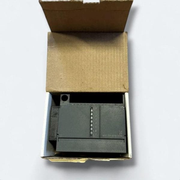 Siemens Simatic S7-200 6ES7 221-1BF00-0XA0 ( 6ES7221-1BF00-0XA0 ) . spare part. industrial. cnc