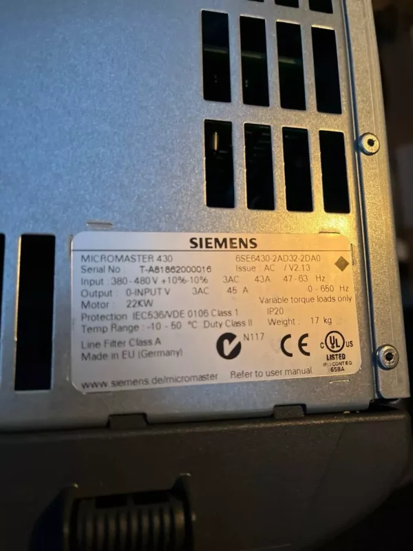 Siemens 6SE6430-2AD32-2DA0 NEUF MICROMASTER 430 classe A/ligne. samonde. spare part. industrial. cnc